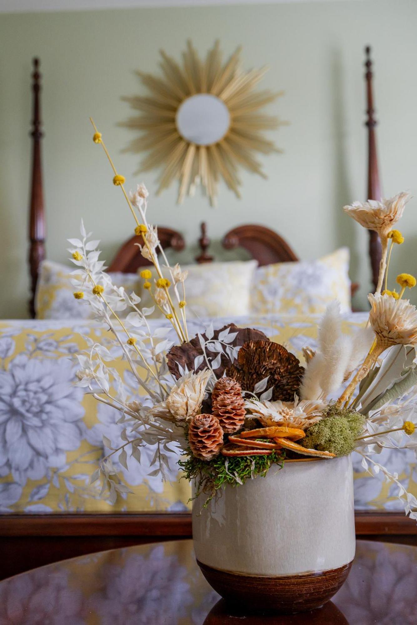 Bed and Breakfast Old Town Country Landing Ниагара-он-те-Лейк Экстерьер фото