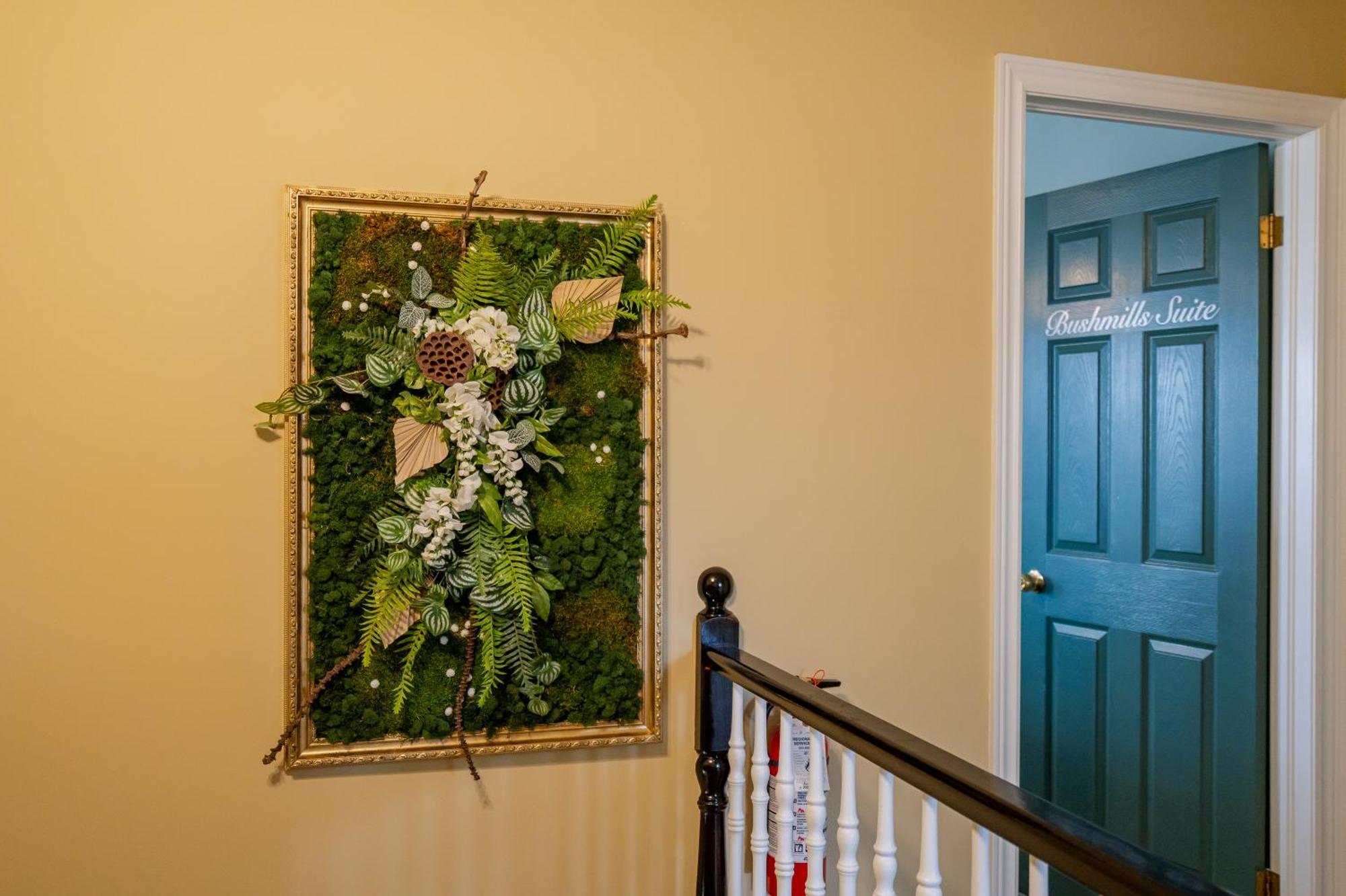 Bed and Breakfast Old Town Country Landing Ниагара-он-те-Лейк Экстерьер фото